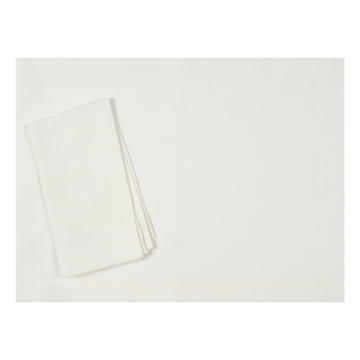 Huddleson ivory linen placemat