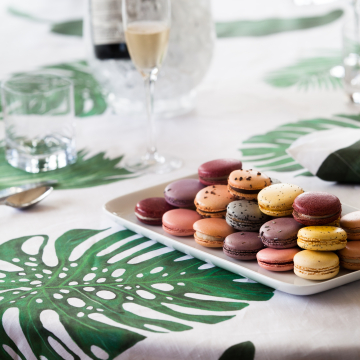 Tropical Leaves Oval Linen Tablecloth