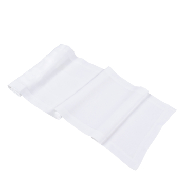 White linen table runner