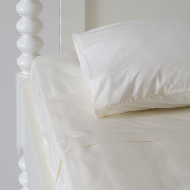 Ivory cotton sheets with hemstitch trim 