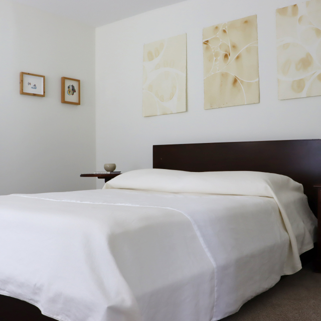Ivory cream off-white reversible linen blanket