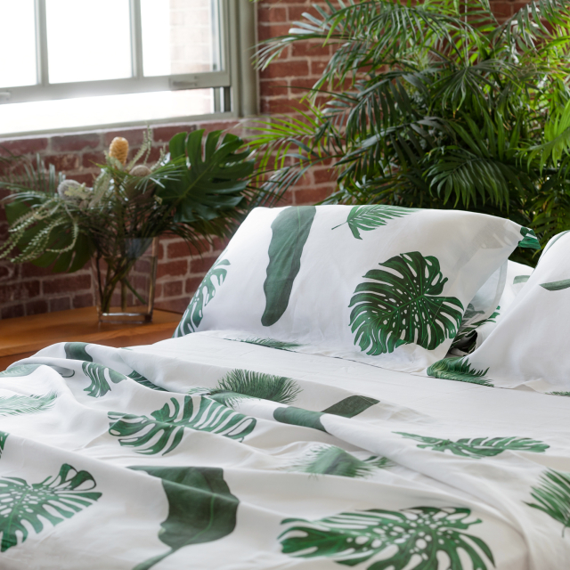 Huddleson Tropical Leaves botanical palm print linen sheet set