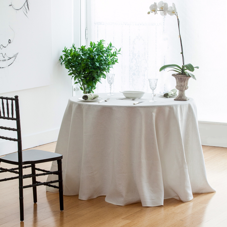 Ivory-table-linens--extra-wide-round-italian-linen-tablelcoth-napkin