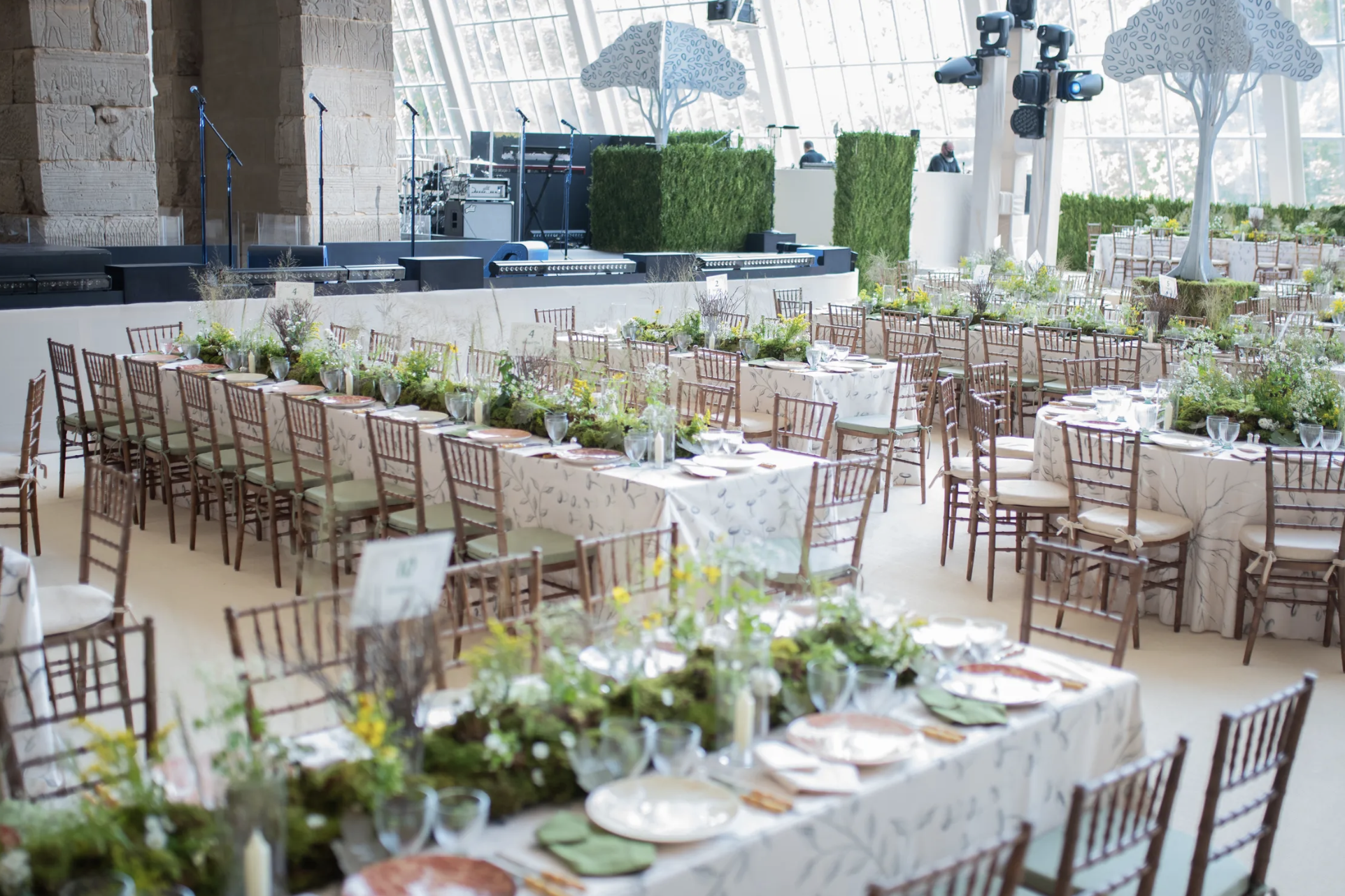 2021 Met Gala Tablesetting In America: A Lexicon of Fashion