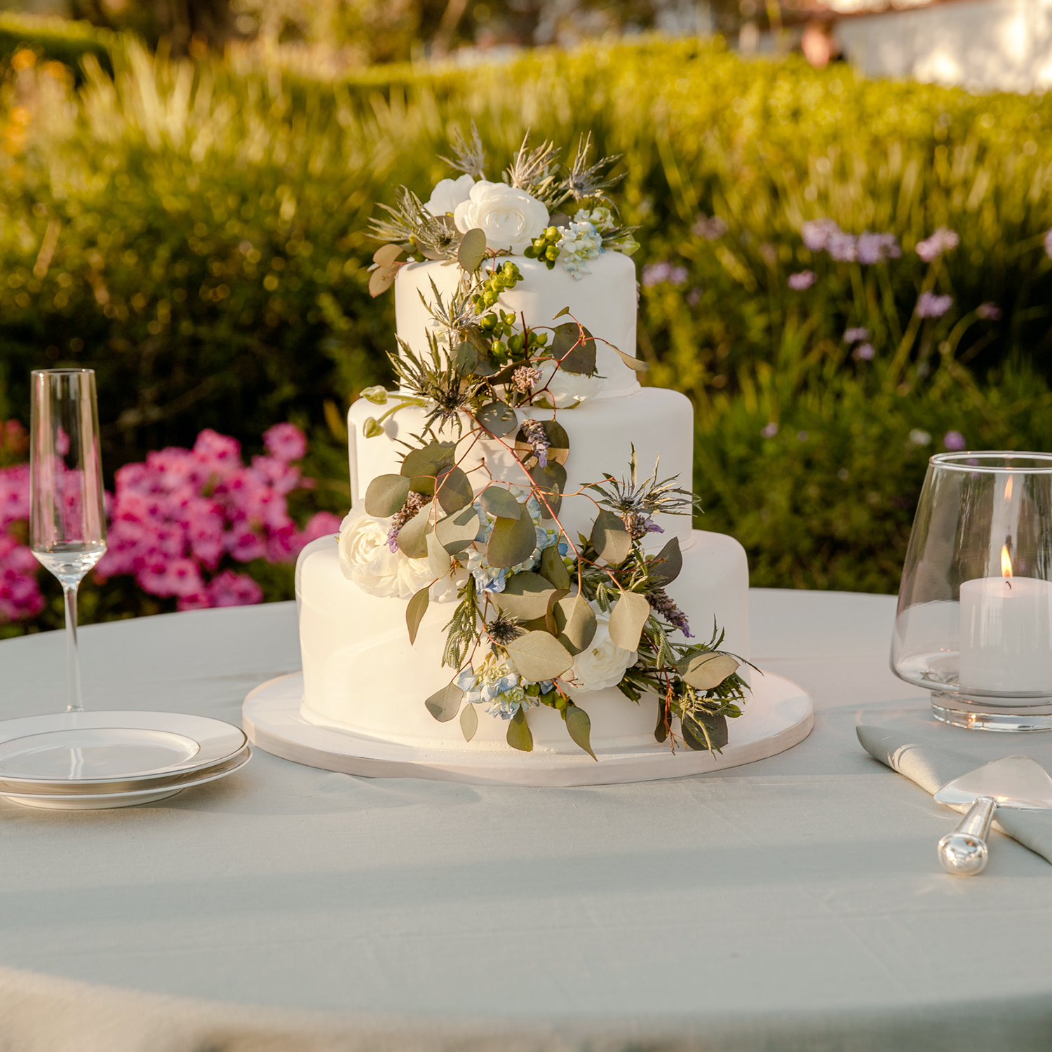 Wedding Cake Table Linen Round Tablecloth